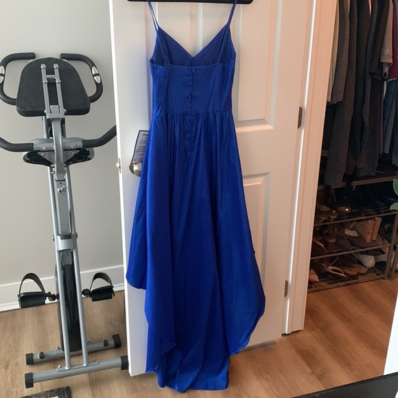 Royal blue High low formal dress - never worn! Size 9/10 from Macys - Picture 3 of 3